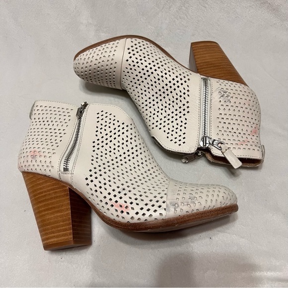 RAGE & BONE MARGOT Laser Cut Booties Ankle Boots 38.5 8.5 - Picture 5 of 16